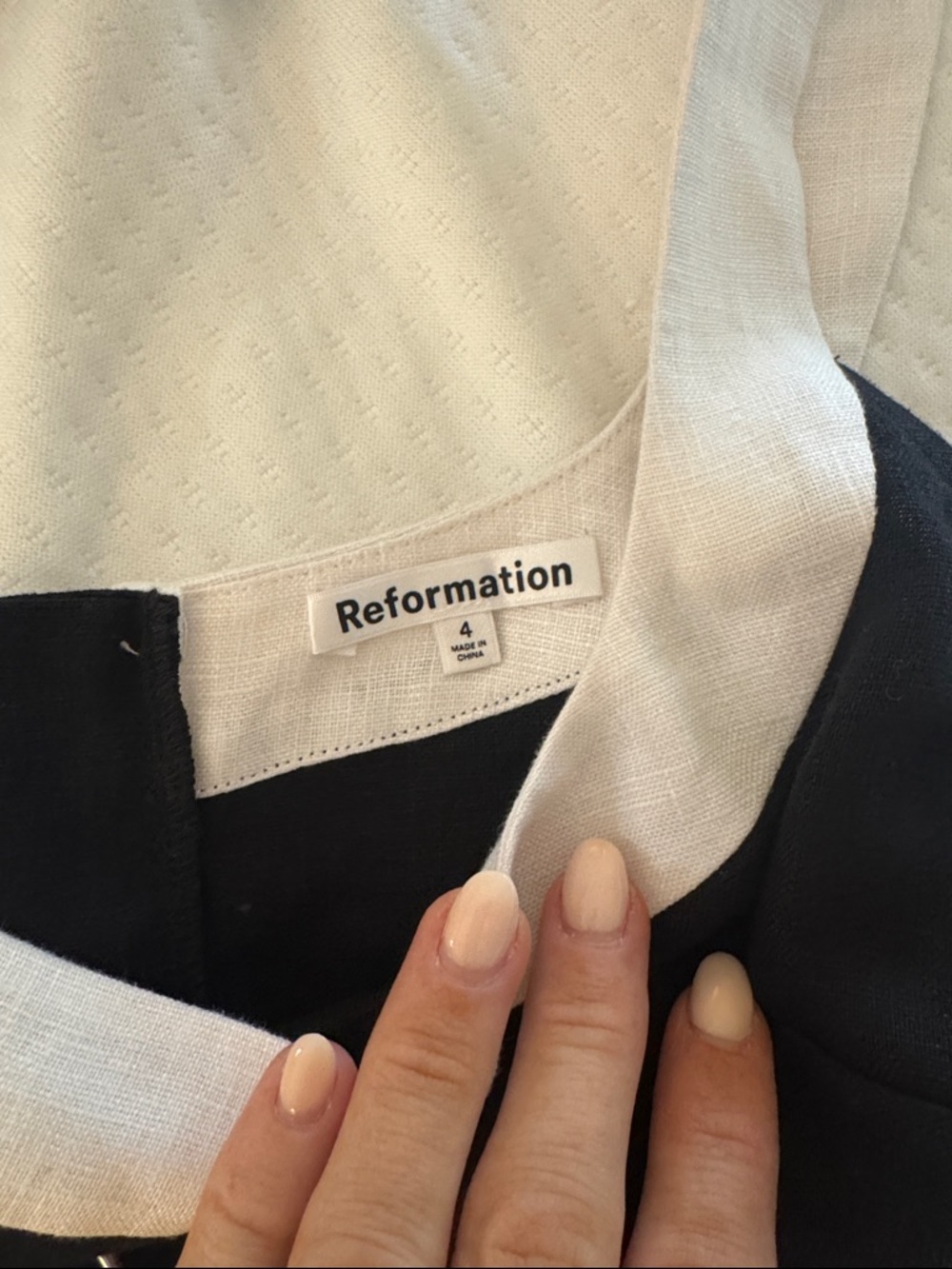 Reformation Black linen Set with White Trim - Picture 2 of 6